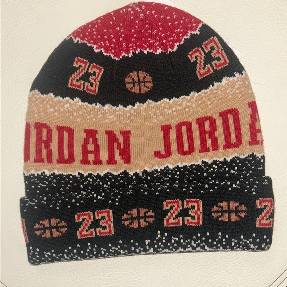 Michael Jordan 23 Beanie - Picture 2 of 2